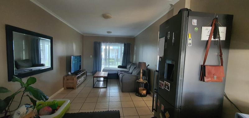 To Let 2 Bedroom Property for Rent in Vredekloof East Western Cape